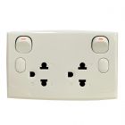 Schneider เต้ารับคู่ 3 ขา พร้อมม่านนิรภัยและสวิทซ์ควบคุมภายใน 16A ชไนเดอร์ (คลิปเซล) Twin Socket with switch E25UES S-Classic