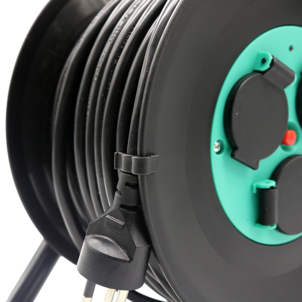 Vox Nova Series ล้อเก็บสายไฟ ปลั๊กพ่วง VCT 3x1.5 ยาว 20 เมตร ว๊อกซ์ Cable Reel HQ-20 (20 เมตร) 